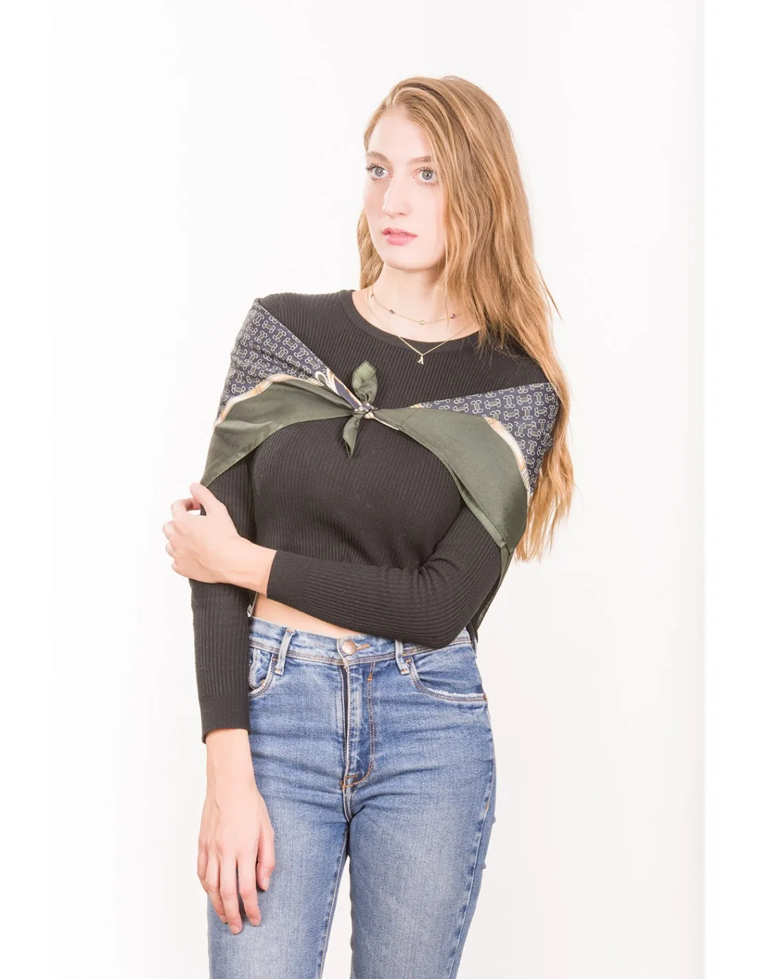 Μαντηλι τετραγωνο - Λαδί resort wear προϊόν για καλοκαιρινές resort εμφανίσεις