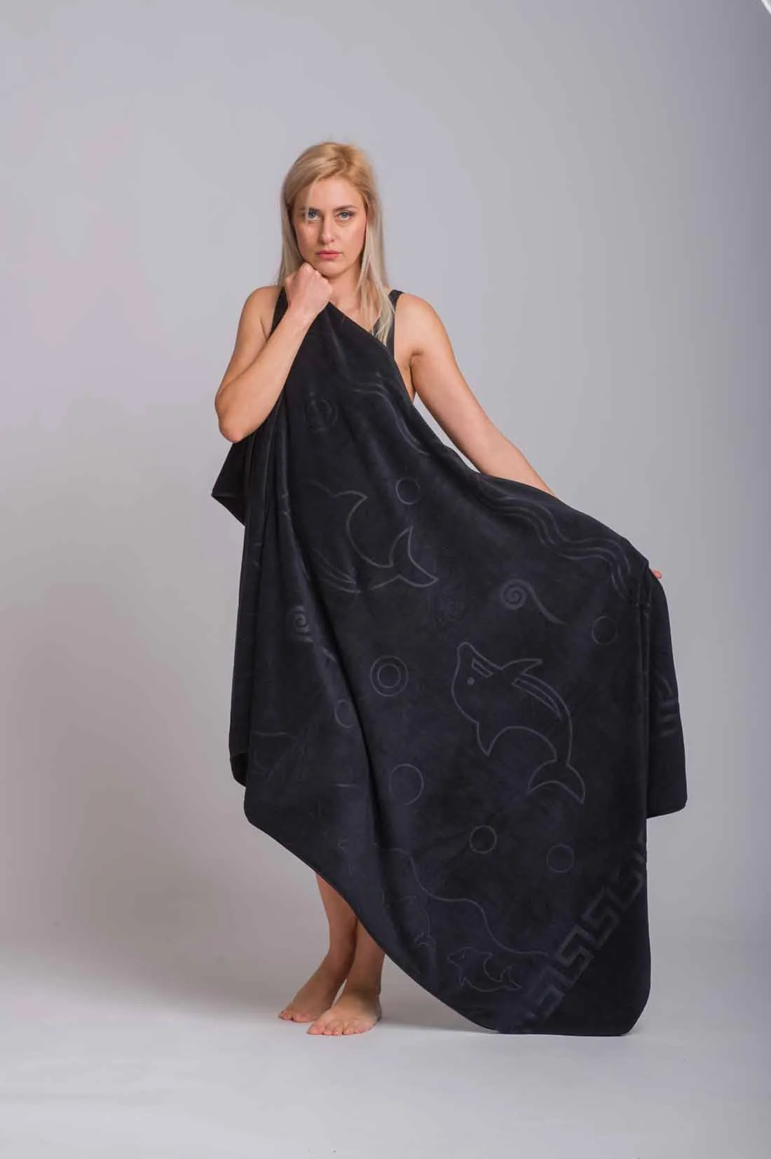 Μαύρη πετσετα θαλασσης microfiber με σχεδιο δελφινι και μαιανδρο - Μαύρο πετσέτα θαλάσσης για καλοκαιρινές resort εμφανίσεις