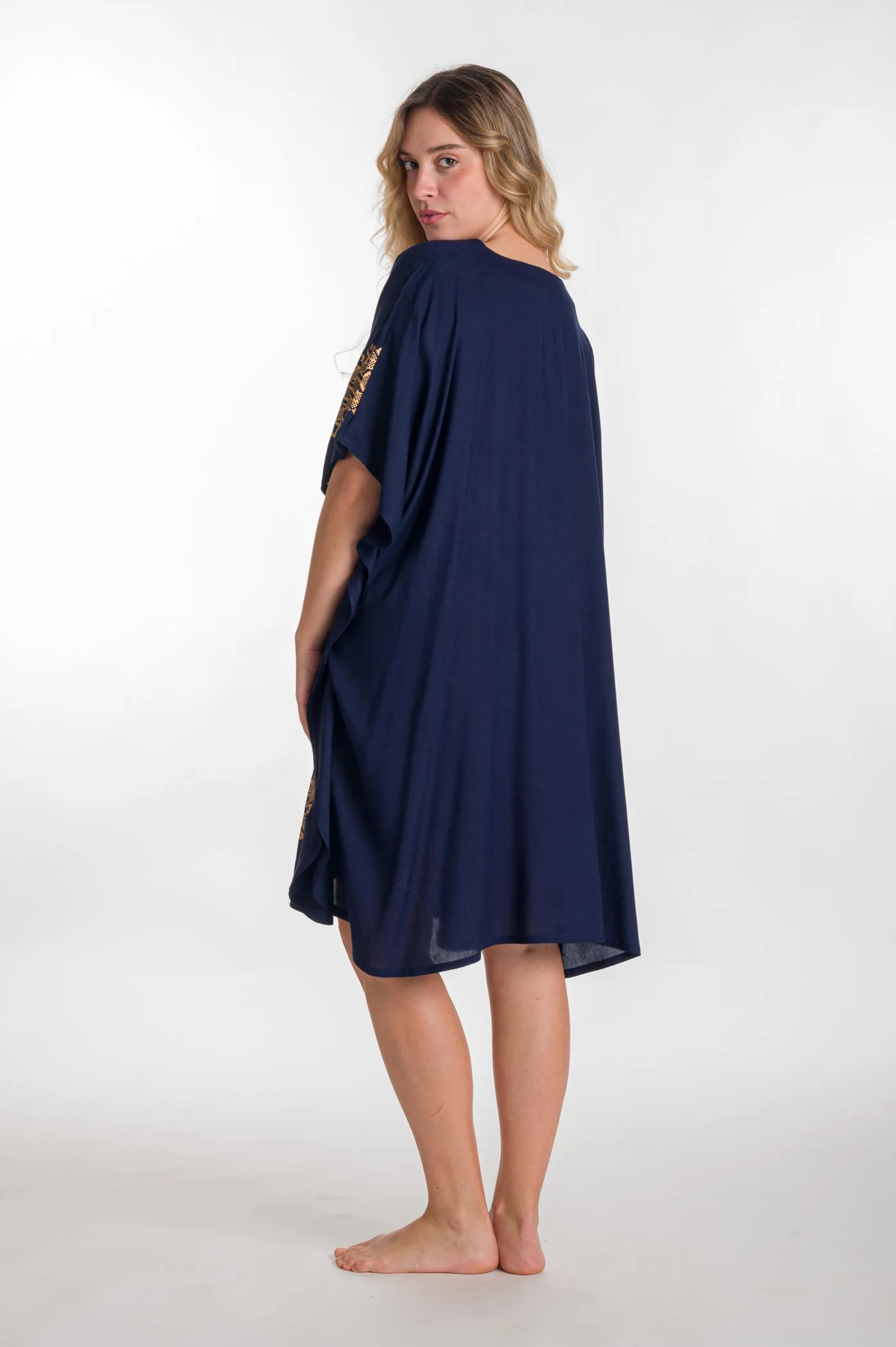 Καφτανι midi βισκοζ με χρυσοτυπια - Navy Blue;Χρυσό καφτάνι παραλίας από βισκόζ για καλοκαιρινές resort εμφανίσεις